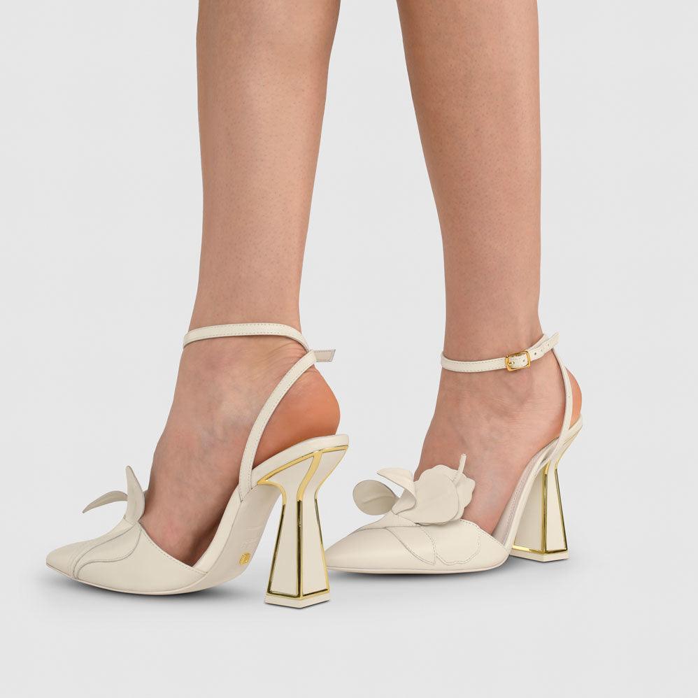 Kat Maconie Rafi Pumps SS23 HOURGLASS HEEL PUMPS Blanc