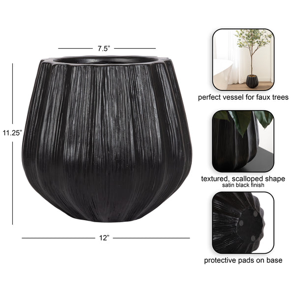 Kate & Laurel Claudel Scalloped Planter