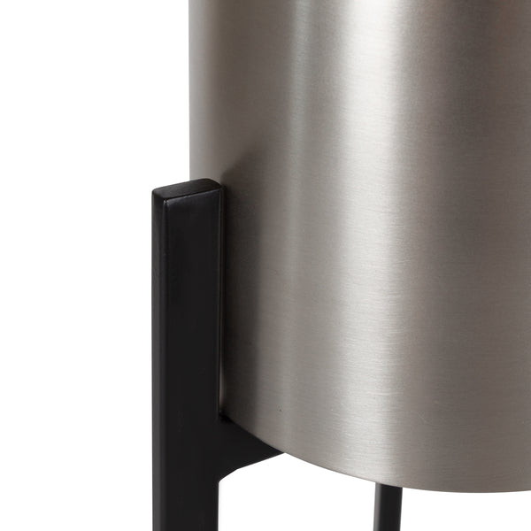 Kate & Laurel Kolding Freestanding Planter Set