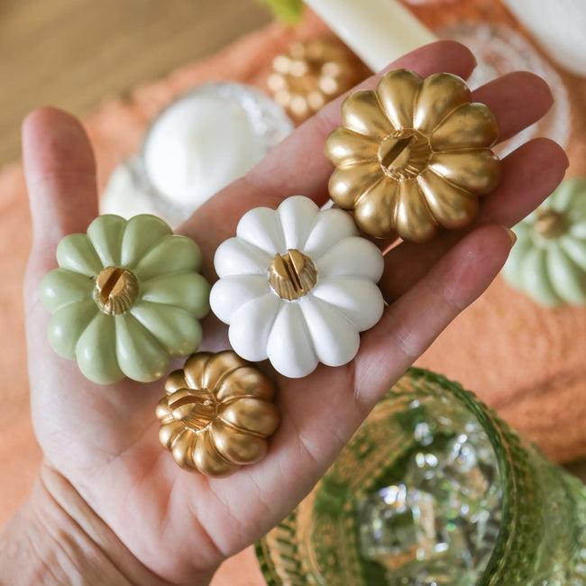 Kate Aspen Sage Green Pumpkin Place Card Holder (Set Of 6)
