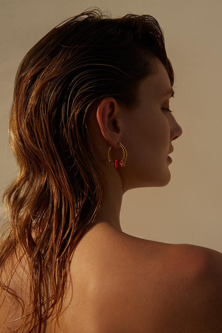 Katerina Makriyianni Bud Hoops