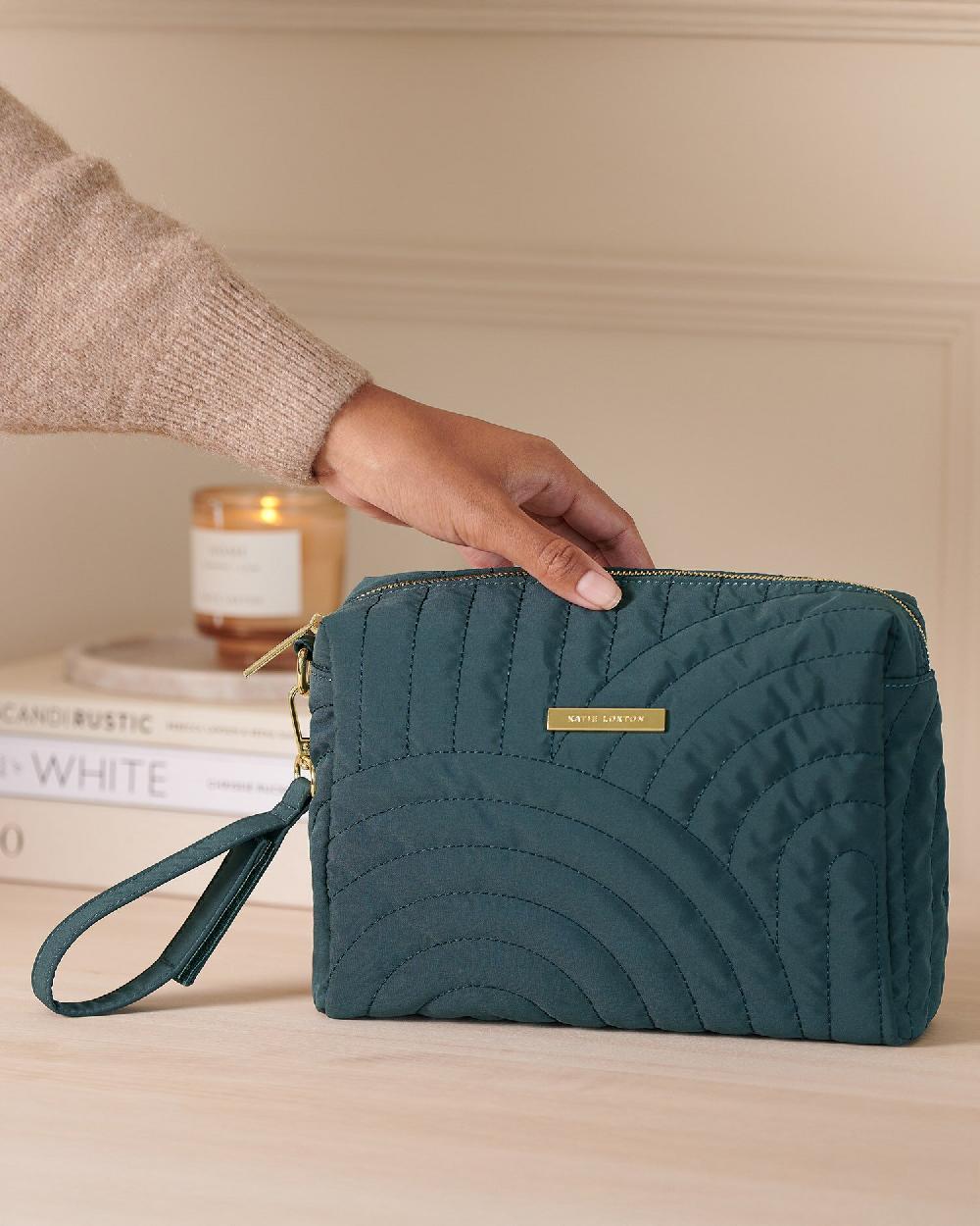 katie loxton Quilted Wristlet Organiser