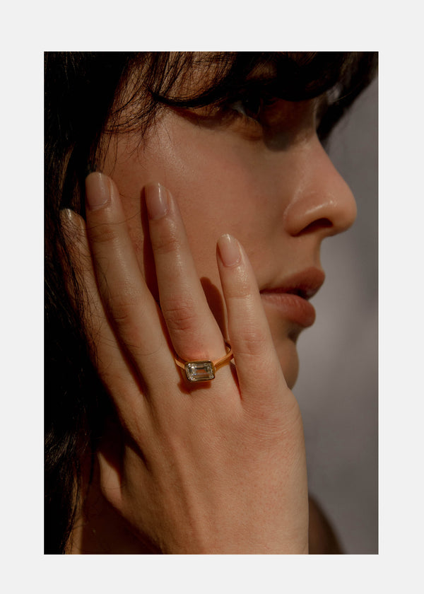 Katkim Emerald E/W Diamond Cosma Ring