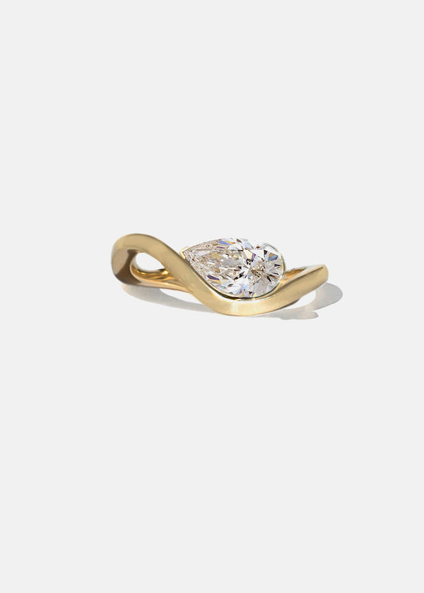 katkim Mini Pear Diamond Trace Ring