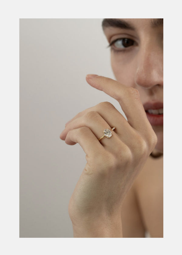 Katkim Oval Brilliant Crescendo Ring