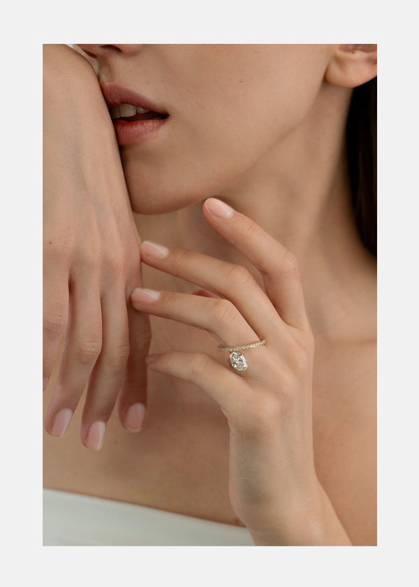 Katkim Oval Crescendo Flare Pavé Ring