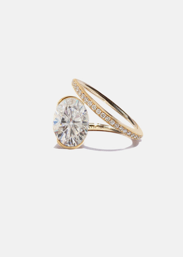 katkim Oval Crescendo Flare Pavé Ring