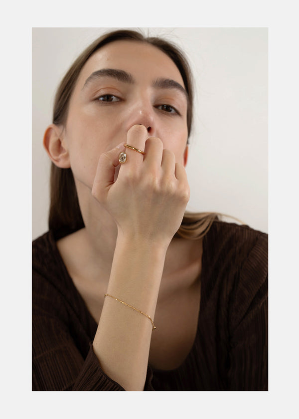 Katkim Oval Crescendo Flare Ring