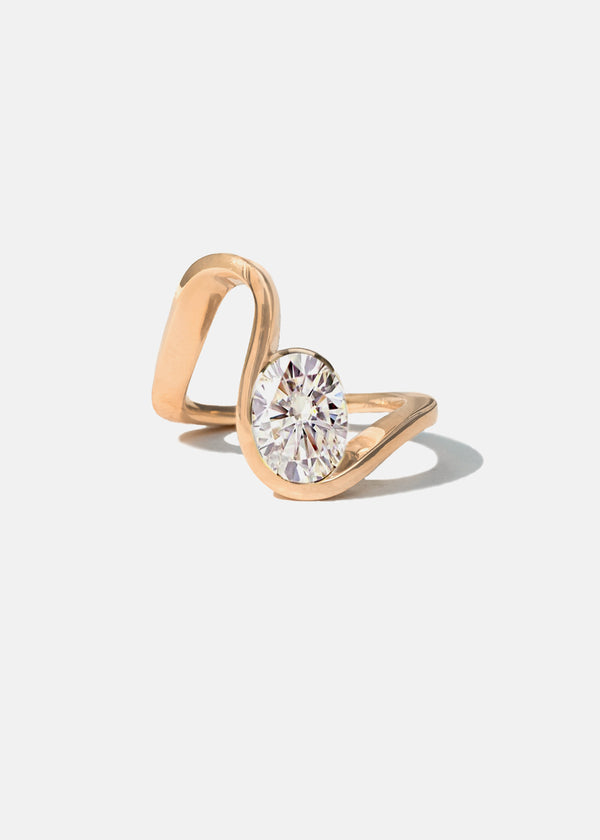Katkim Oval Diamond Ribbon Trace Ring