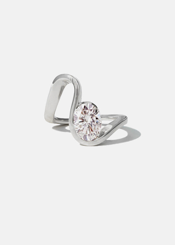 Katkim Oval Diamond Ribbon Trace Ring