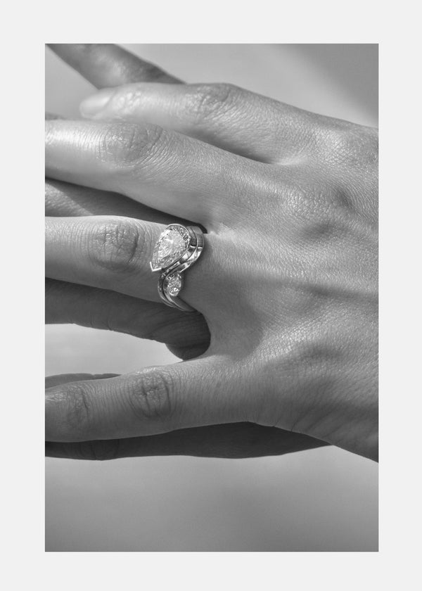 Katkim Petite Diamond Trace Band