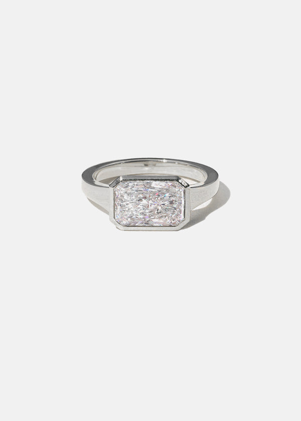 Katkim Radiant E/W Diamond Cosma Ring