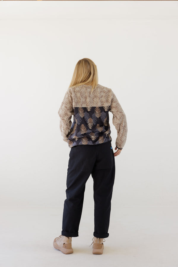 Kavu Kelowna Leaf Layout