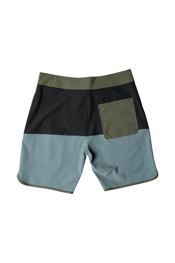 Kavu Land Or Sea Kelp Leaf