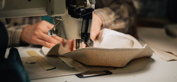 Kavu Organic Strap Bucket Jet Black