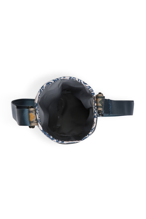 Kavu Slurp Sling Raven