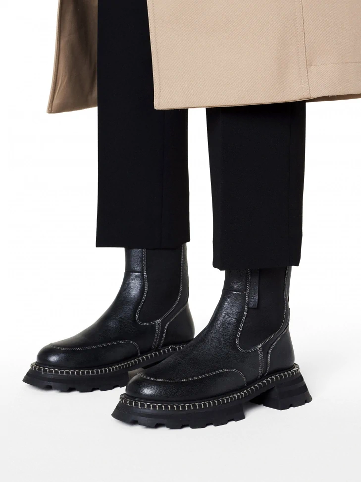 Kazar Black Leather Chelsea Boots With Contrasting Trim