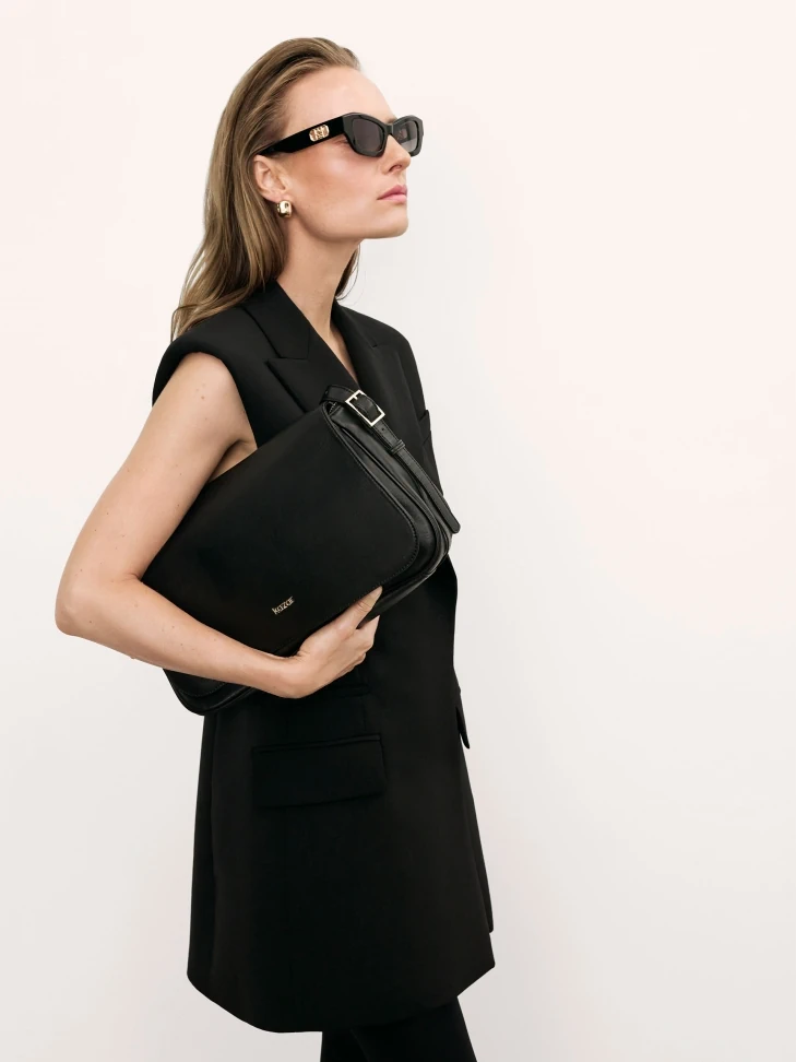 Kazar Black Leather Handbag With Flap And Adjustable Strap