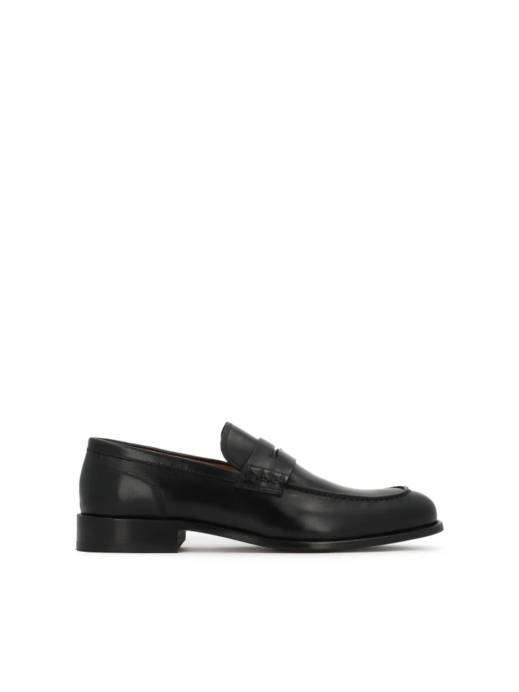 kazar Black loafers from the Limited Edition collection