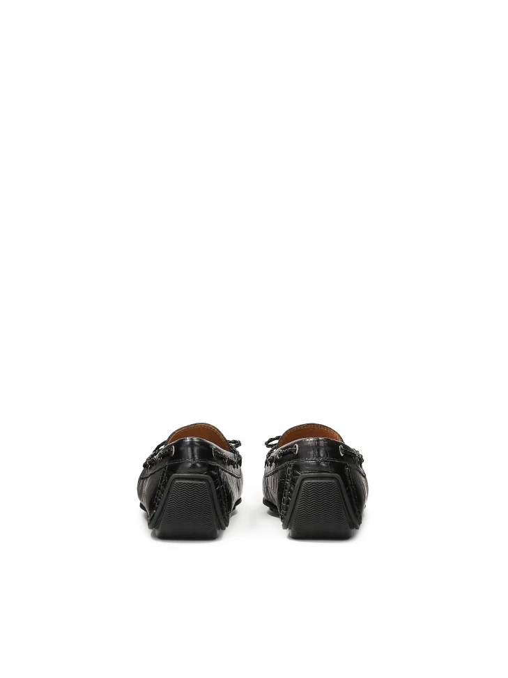 Kazar Black Moccasins With A Thong Around The Upper