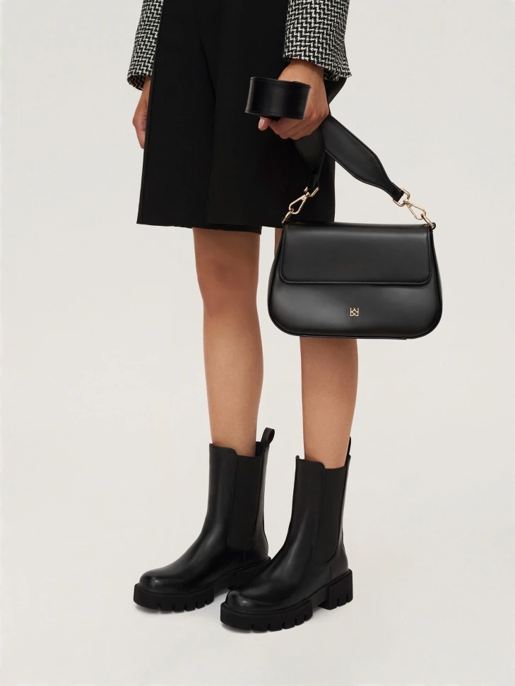 Kazar Chelsea Boots With Chunky Sole And Slip-on Style Upper