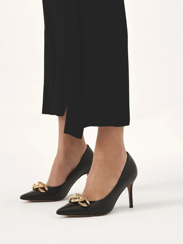 Kazar Classic Black Heeled Pumps Decorated With Chain With Crystals