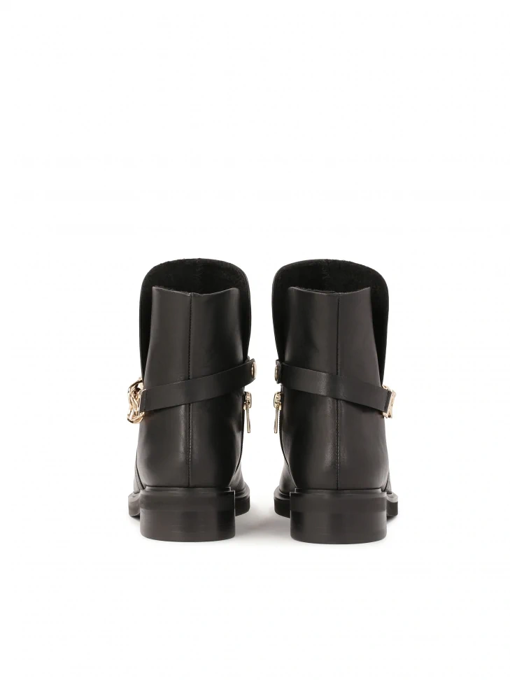 Kazar Classic Boots On A Flat Sole Decorated With A Chain