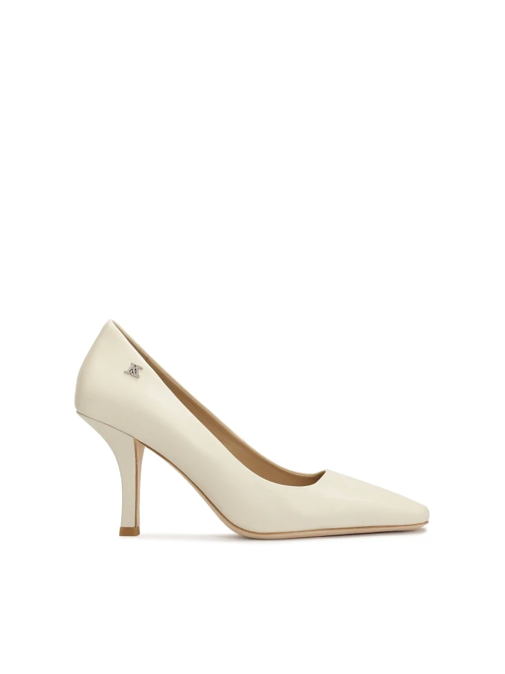 kazar Classic stilettos made of full grain leather in cream color
