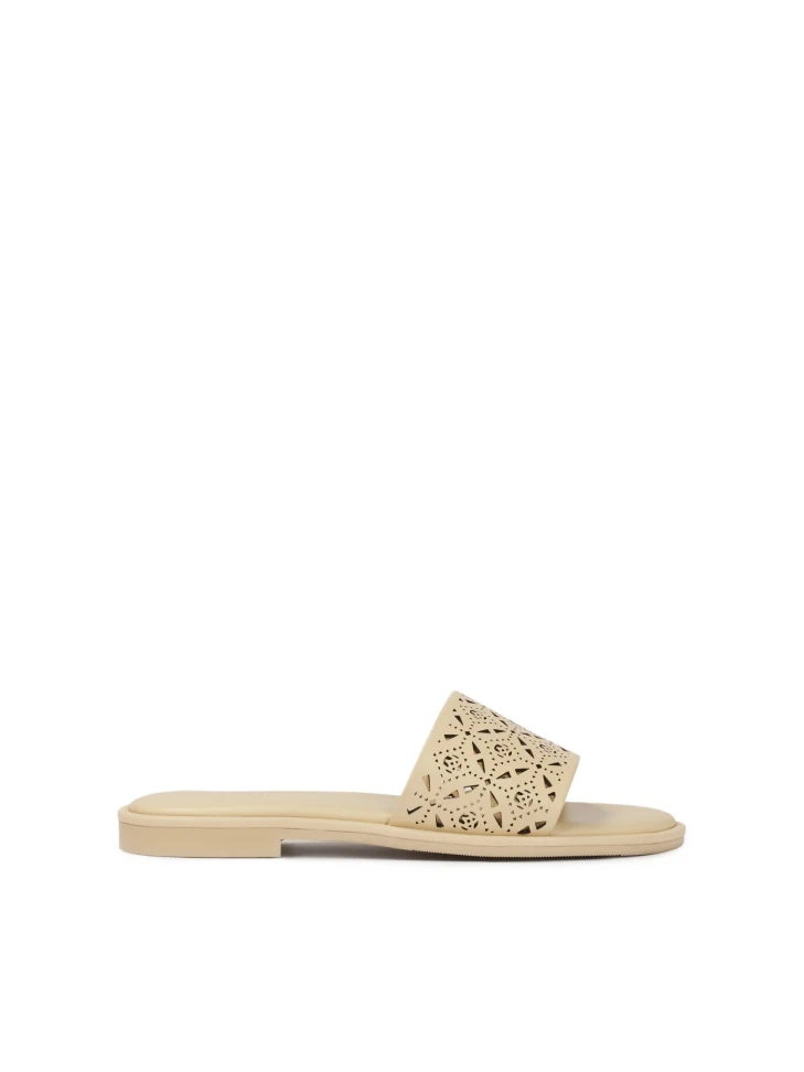 kazar Cream slides with a wide strap in a fine pattern