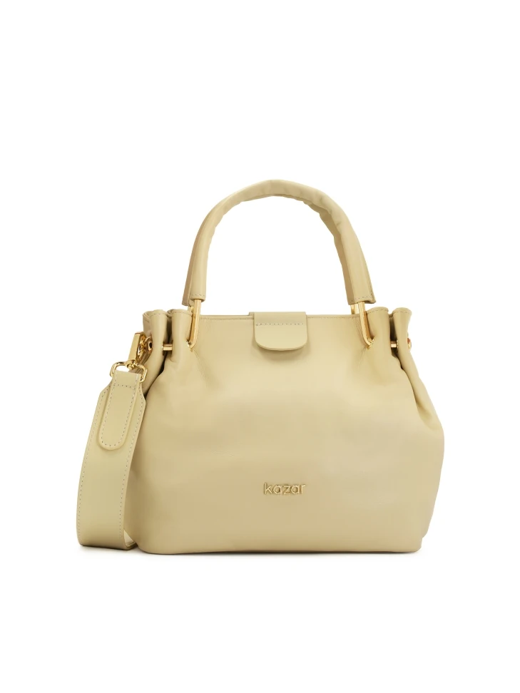 kazar Elegant cream handbag with a crease at the handles
