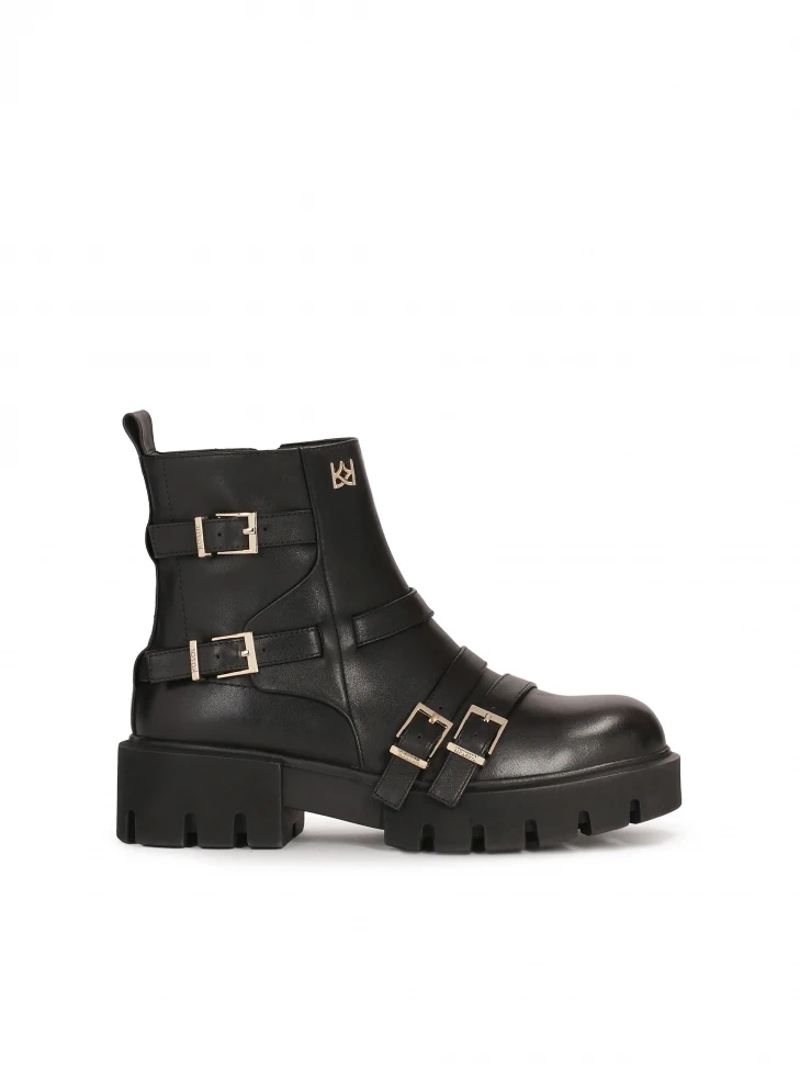 kazar Flat boots decorated with straps with buckles