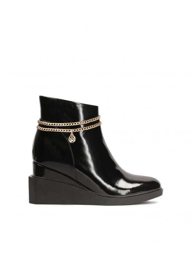 kazar Ankle boots with detachable chain
