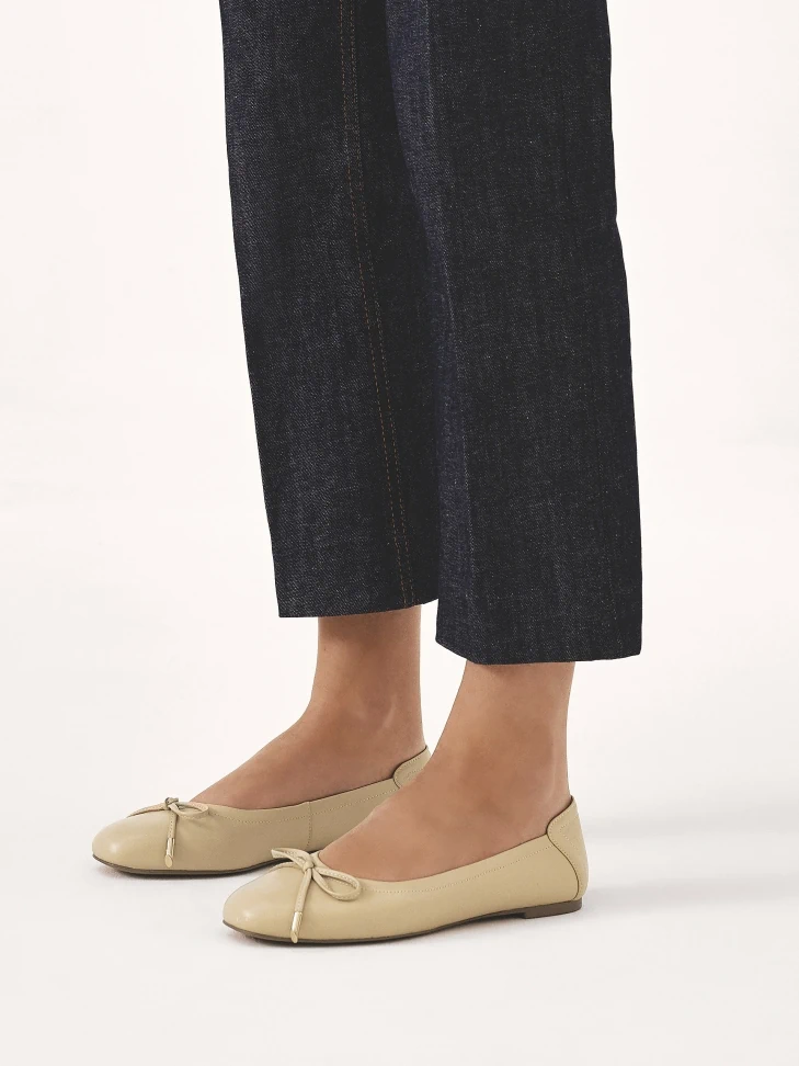 Kazar Beige Ballerinas With A Striking Heel