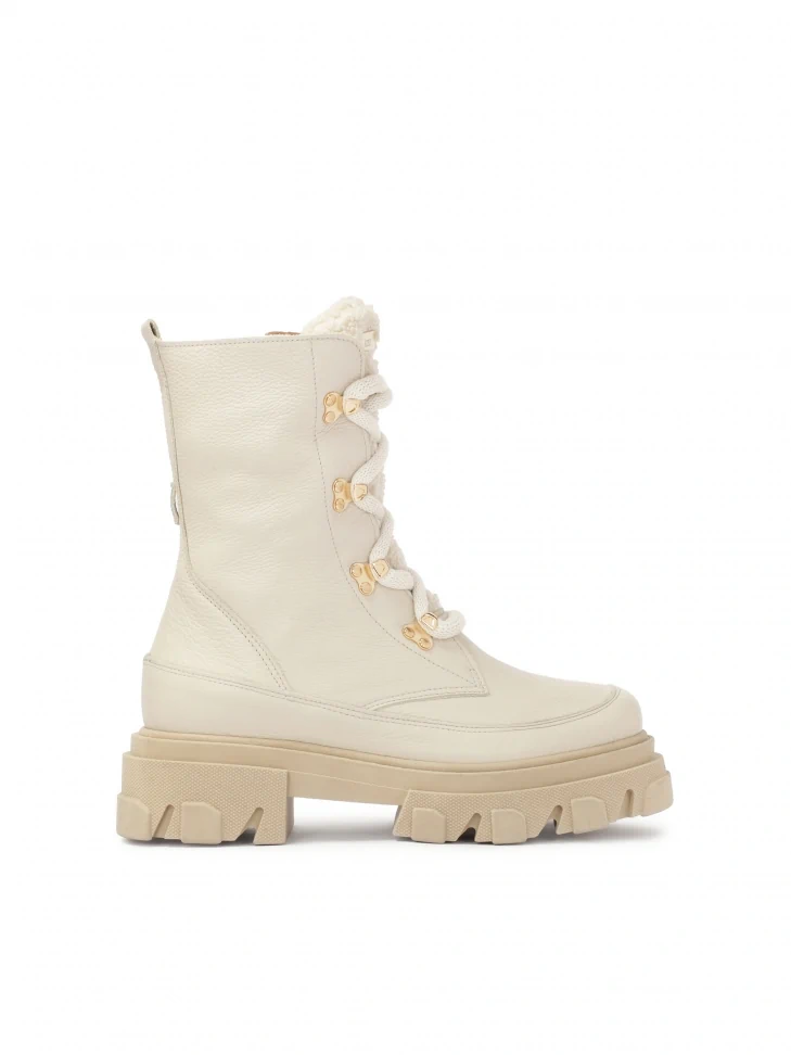 kazar Beige boots with high laced upper