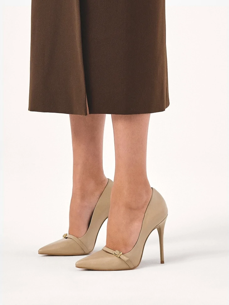 Kazar Beige Pumps With Decoration On The Nose