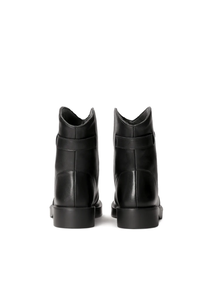 Kazar Black Boots On A Flat Sole