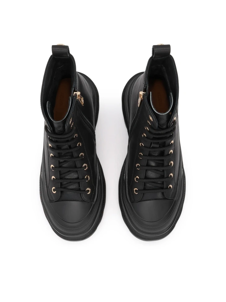 Kazar Black Boots On A Sport Sole