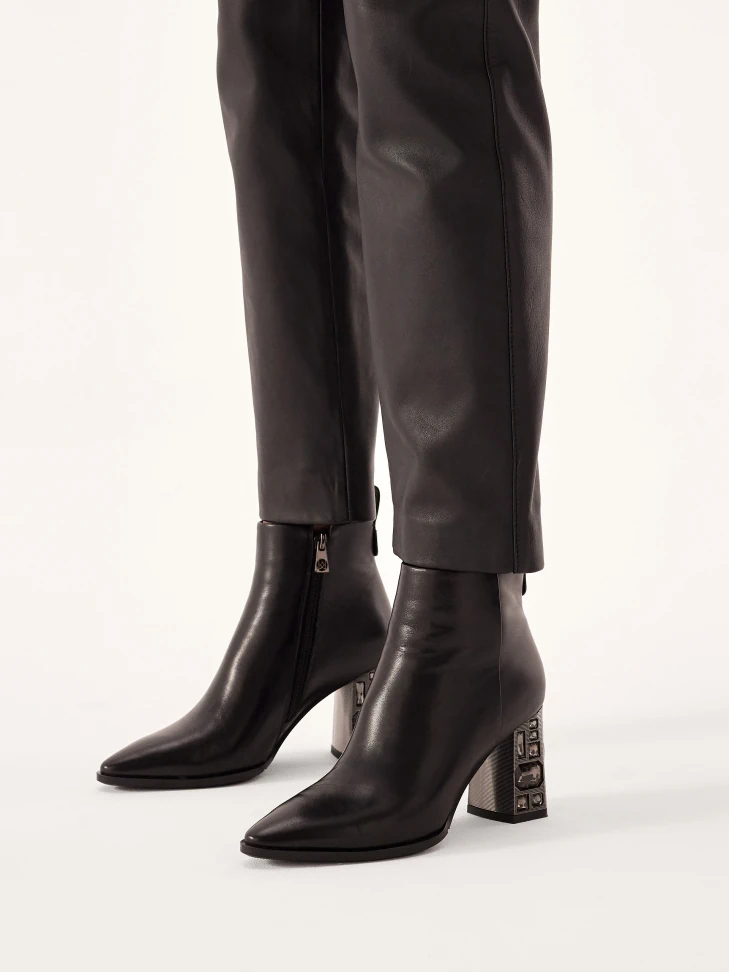 Kazar Black Boots With Decorative Heel