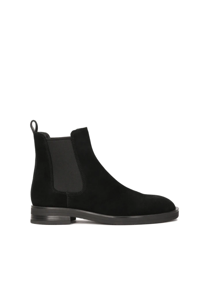 kazar Black Chelsea boots with elastic inserts