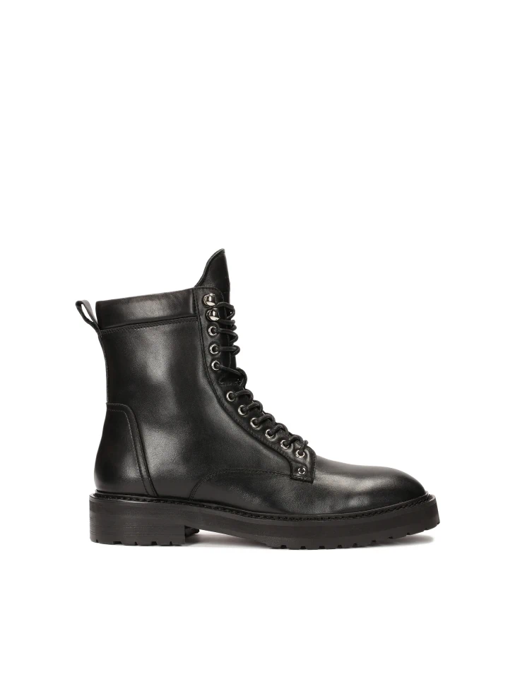 kazar Black leather boots in military style