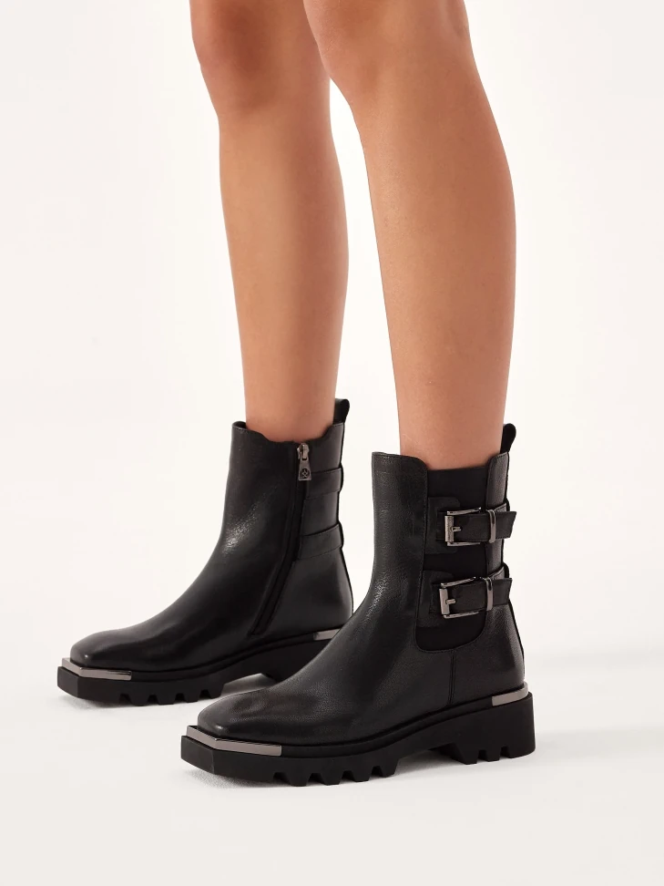 Kazar Black Leather Boots In Rock Style