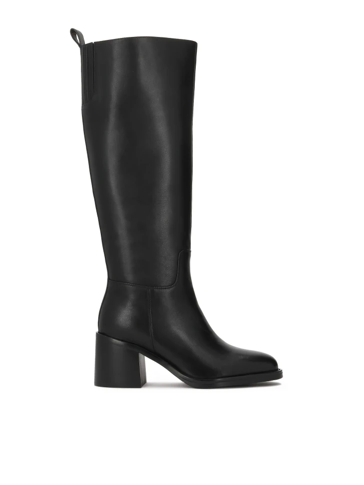 kazar Black leather boots with block heel