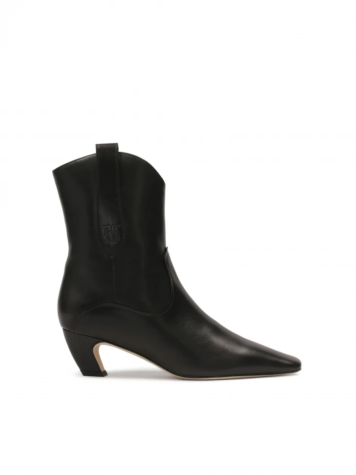 kazar Black leather boots with rounded upper