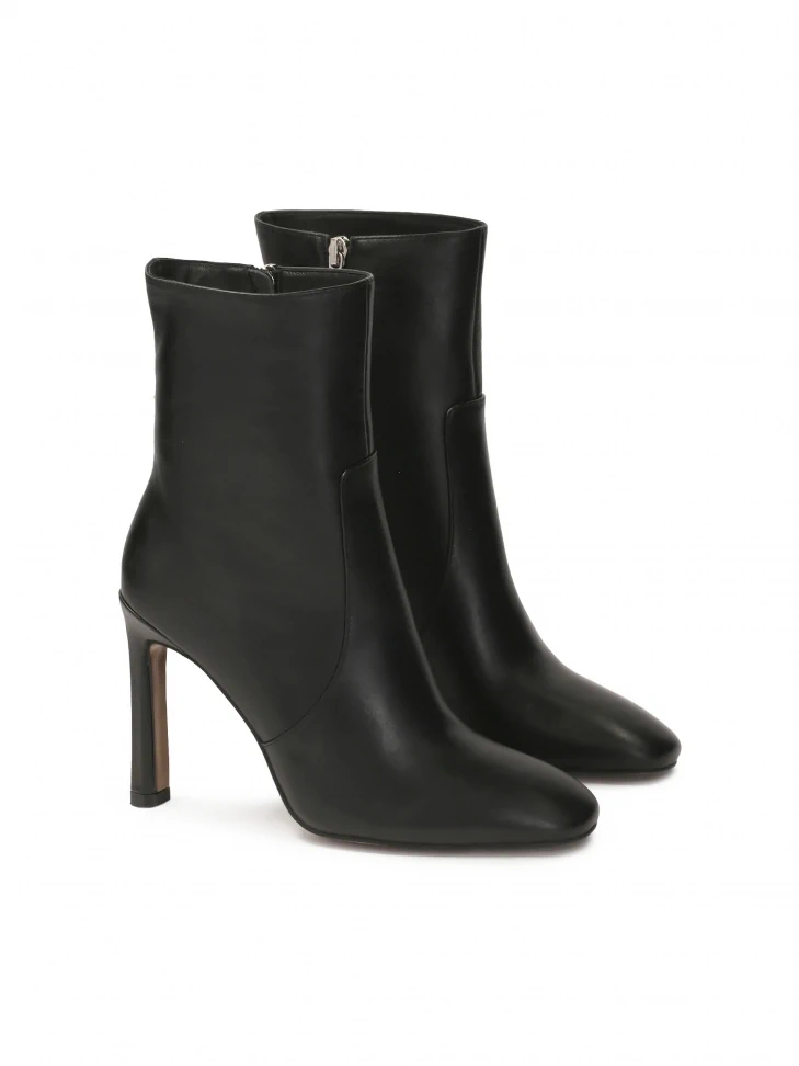 Kazar Black Leather Calf-length Boots
