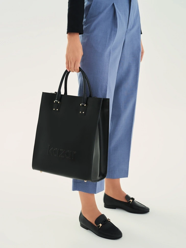 Kazar Black Leather Flat Shoes On A Flat Heel