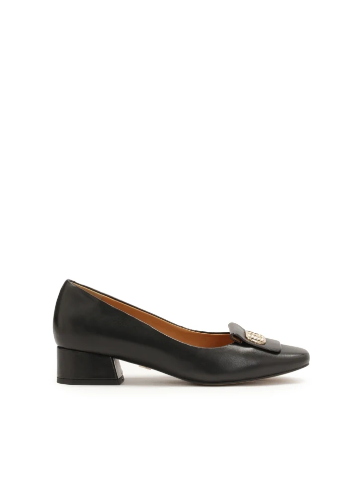 kazar Black leather pumps with a comfortable heel