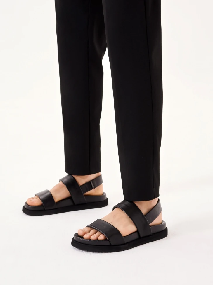 Kazar Black Leather Sandals With An Elastic Strap