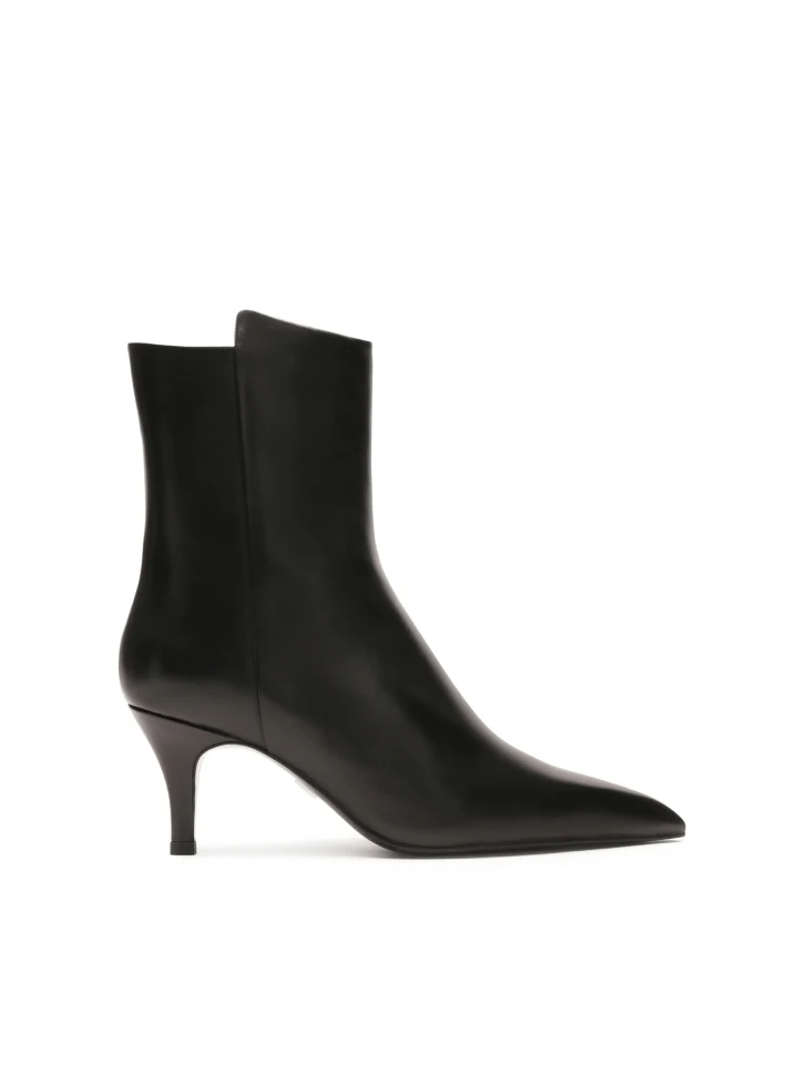 kazar Black low-heeled boots