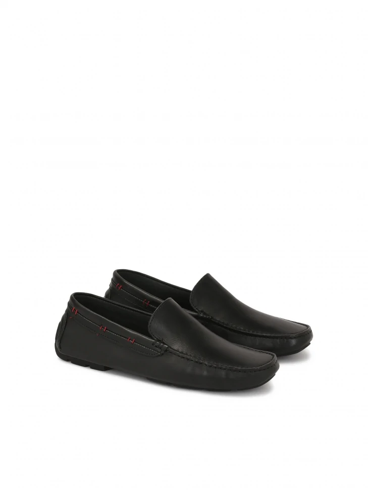 Kazar Black Moccasins With Red Accents