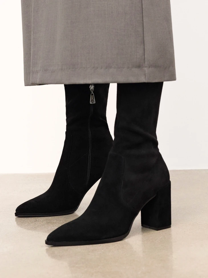 Kazar Black Musketeers Made Of Combined Materials